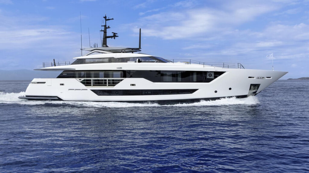 107-foot Custom Line