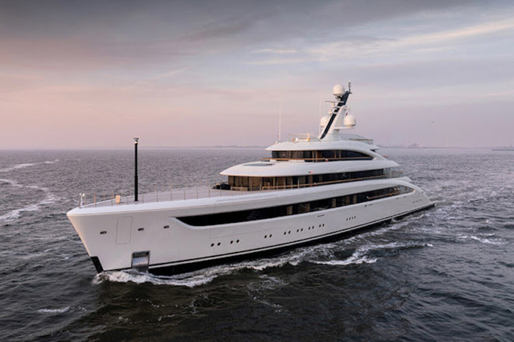 Feadship Alvia