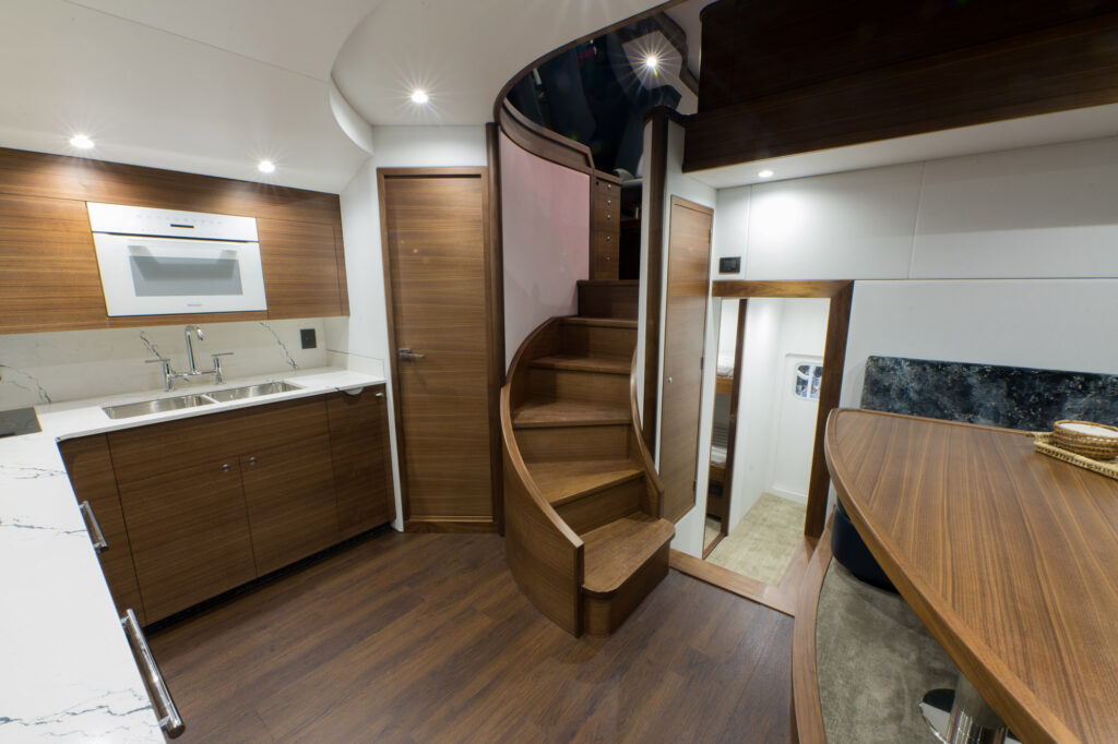 Winter Custom Yachts 46
