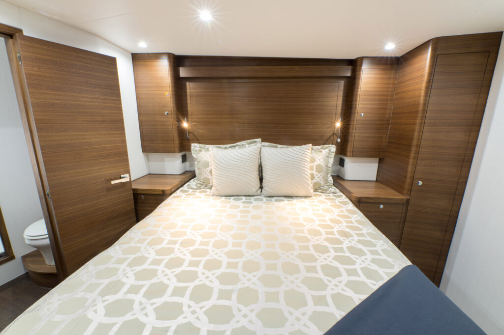 Winter Custom Yachts 46